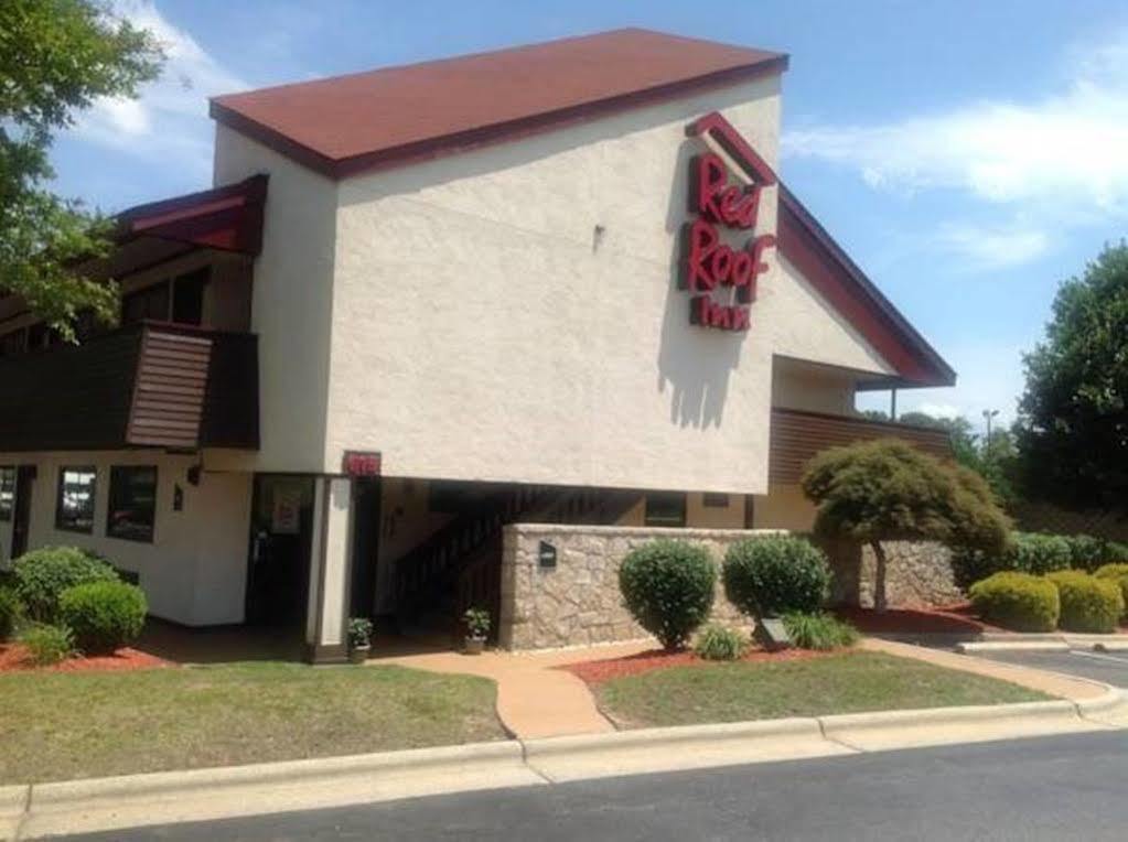 Red Roof Inn Greensboro Airport Exterior photo